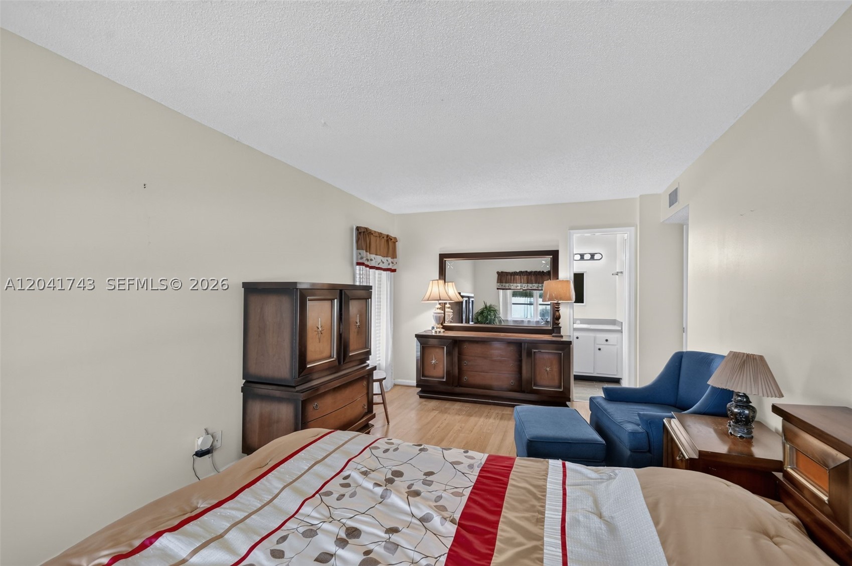 PINE POINT VILLAS CONDO - Residential