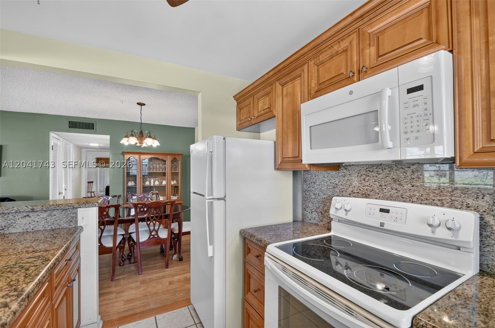 PINE POINT VILLAS CONDO - Residential