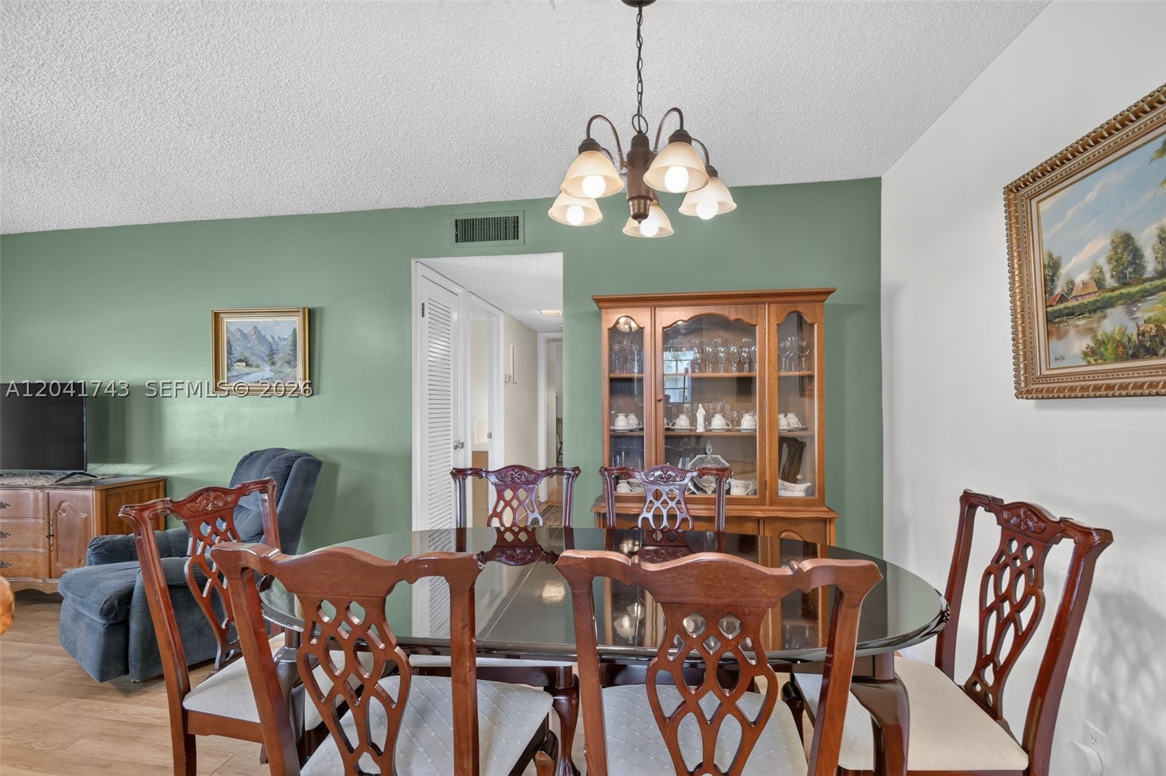 PINE POINT VILLAS CONDO - Residential