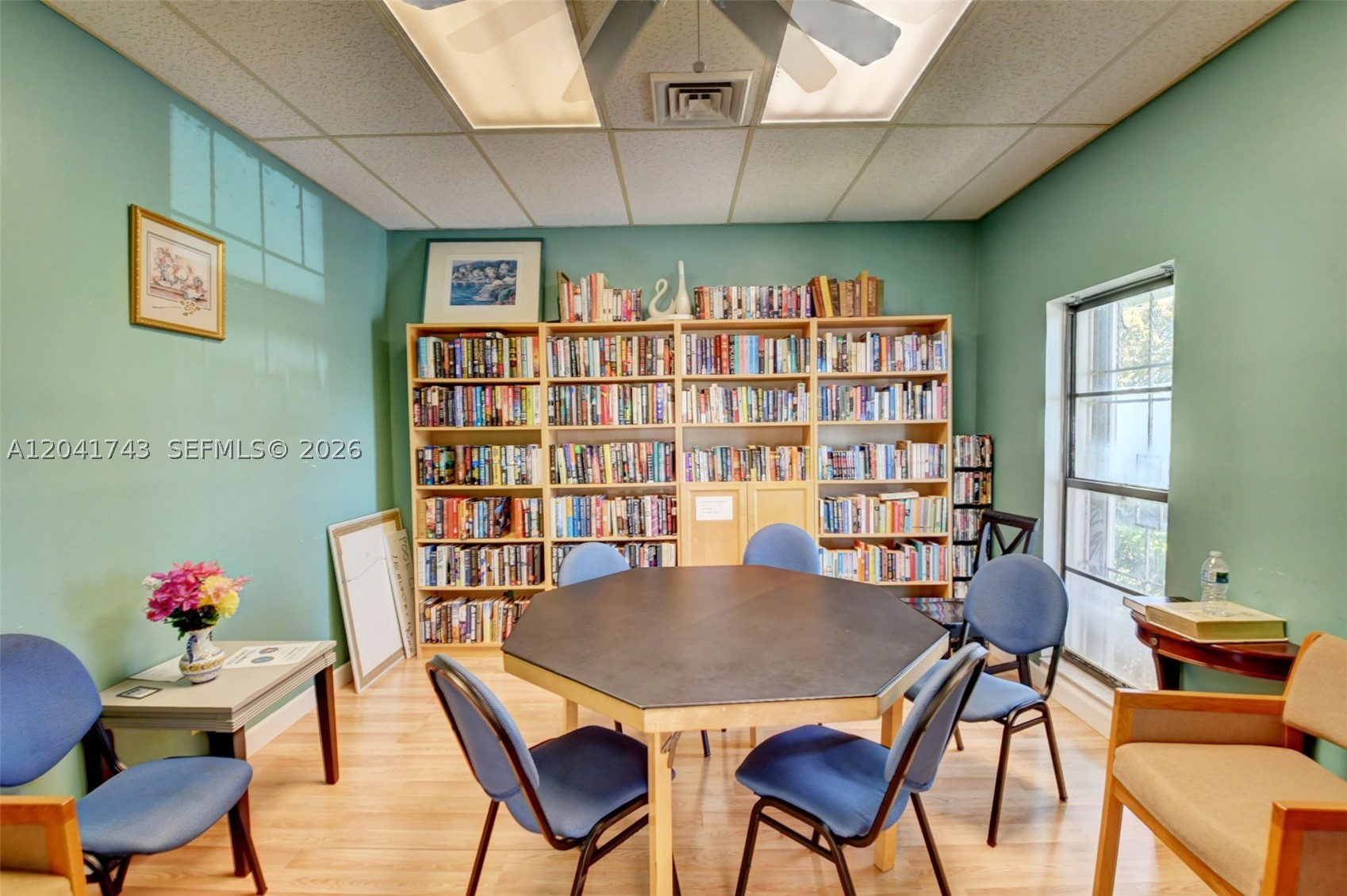 PINE POINT VILLAS CONDO - Residential