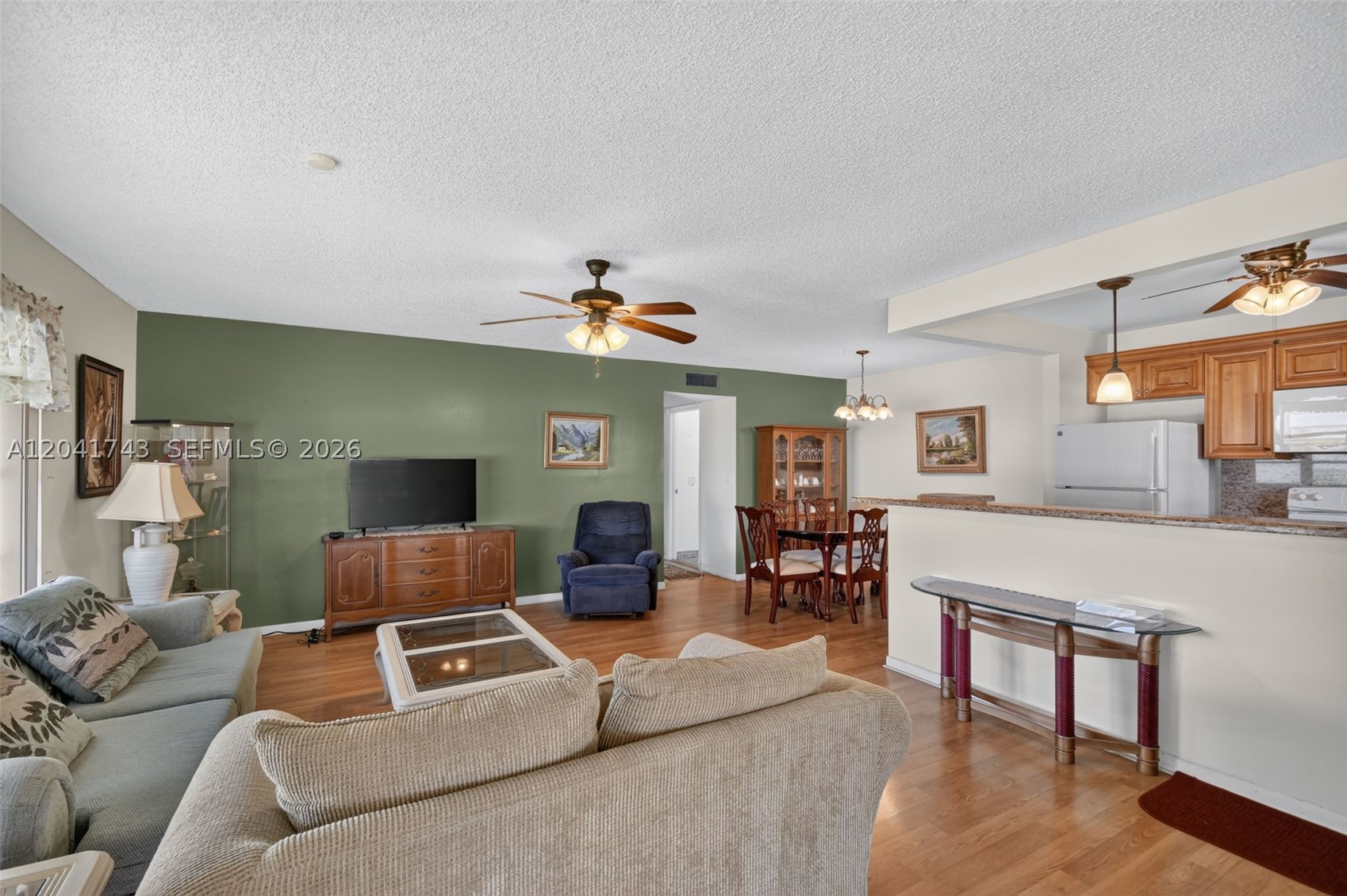 PINE POINT VILLAS CONDO - Residential
