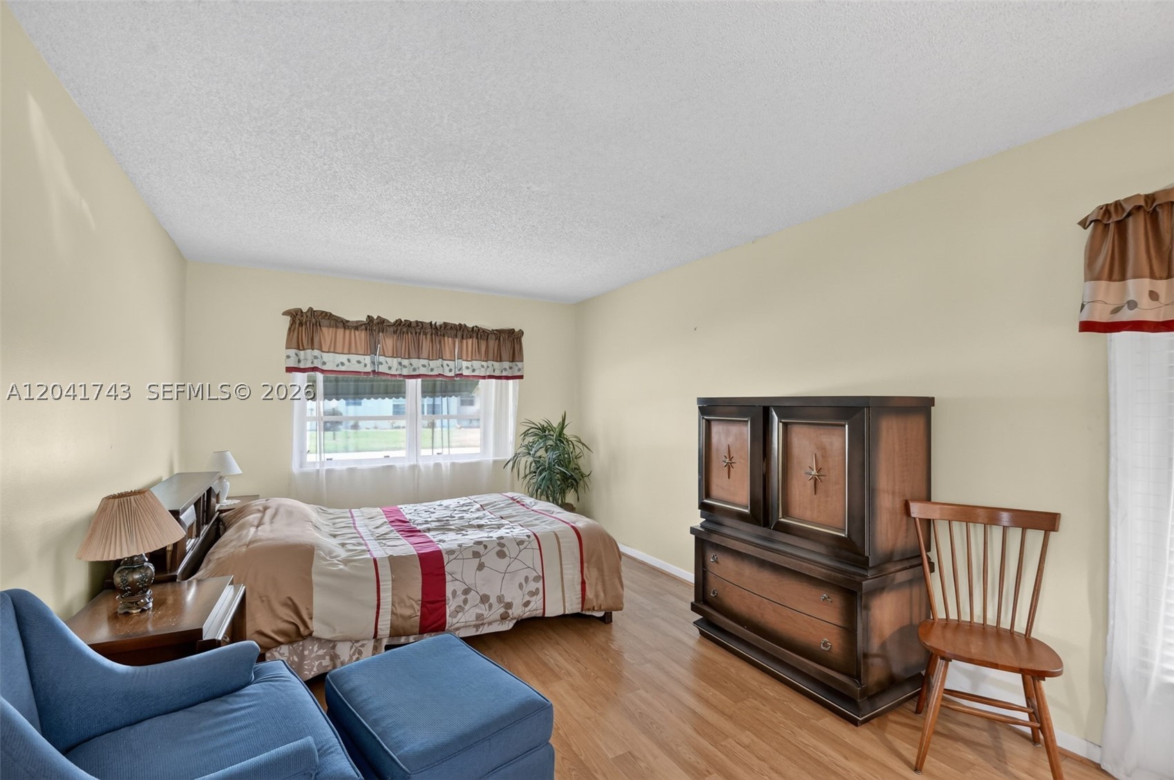 PINE POINT VILLAS CONDO - Residential