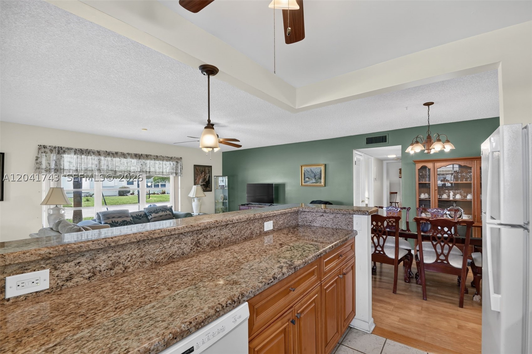 PINE POINT VILLAS CONDO - Residential
