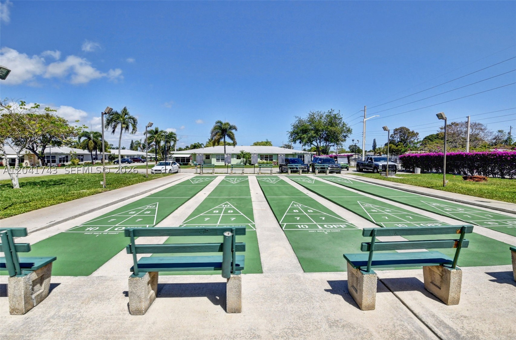 PINE POINT VILLAS CONDO - Residential