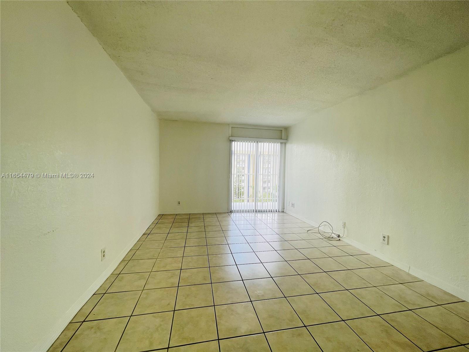 YOLANDA VILLAS CONDO - Residential Lease