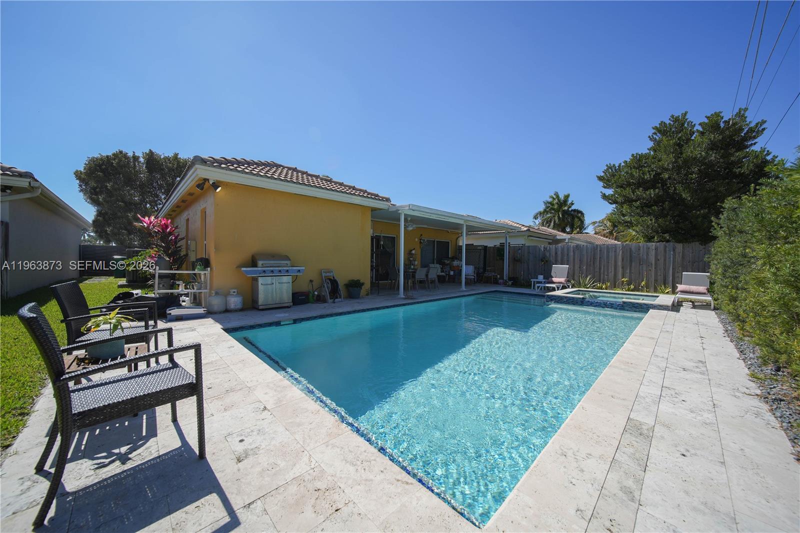 PELICAN BAY AT OLD CUTLER - Residential
