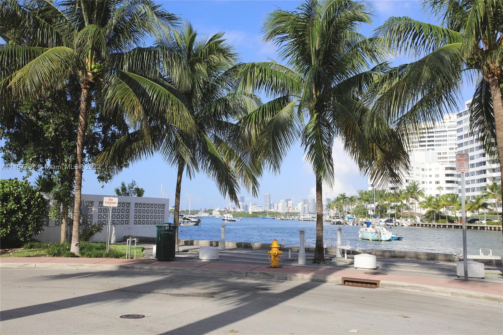 LINCOLN BAY TOWERS CONDO - Residential Lease