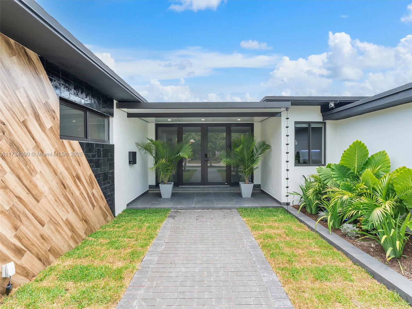 NORMANDY GOLF COURSE - Residential Lease
