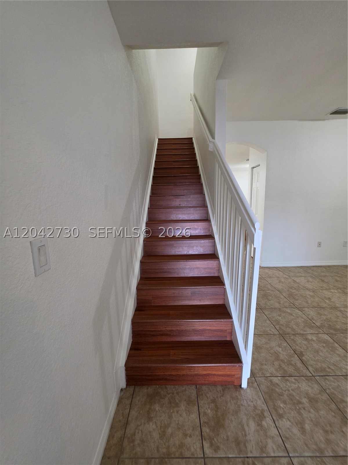 LAS TERRAZAS AT VIZCAYA C - Residential Lease