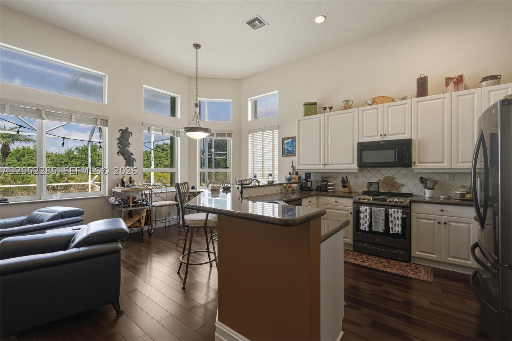 HERON BAY FOUR - Residential