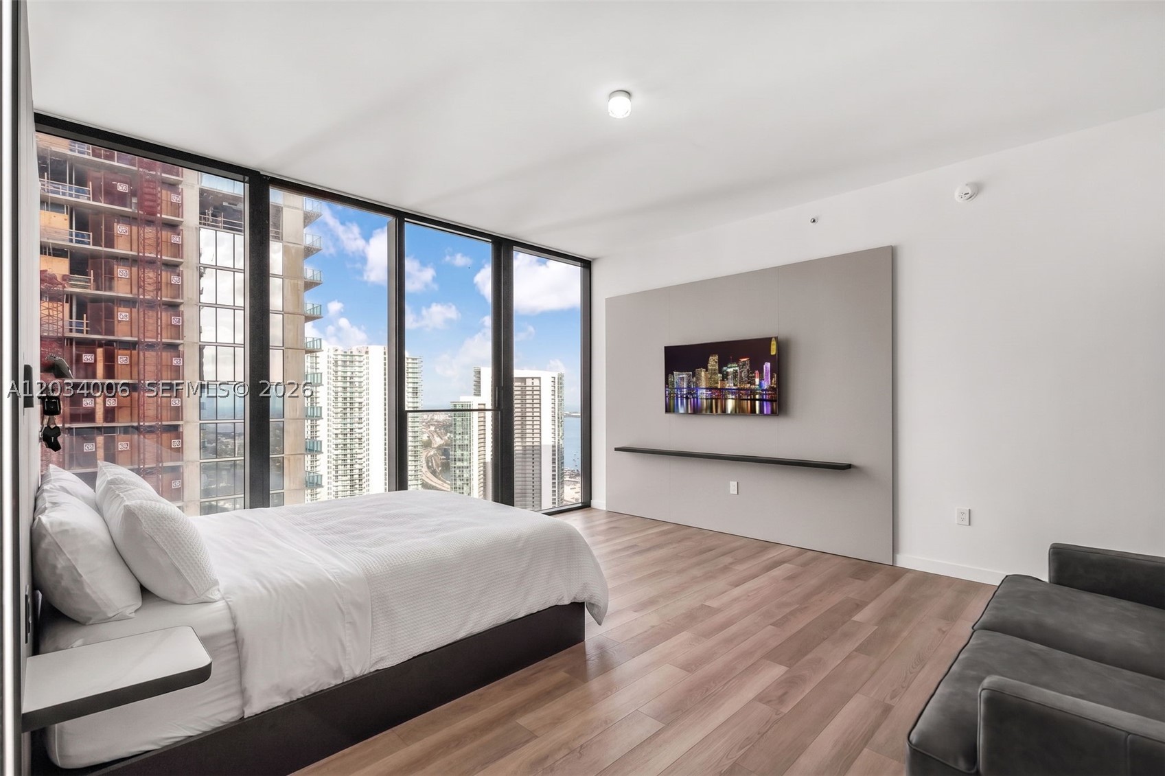 E11even Hotel and Residenc - Residential