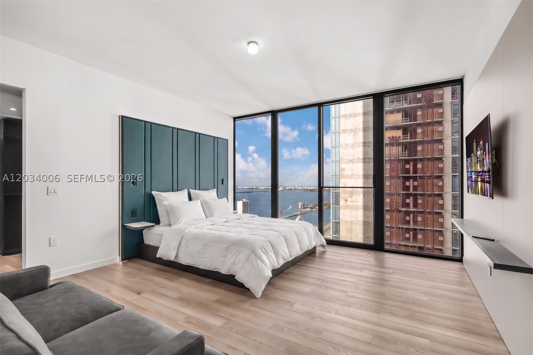 E11even Hotel and Residenc - Residential