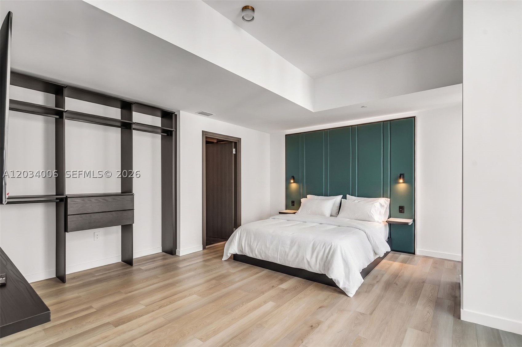 E11even Hotel and Residenc - Residential
