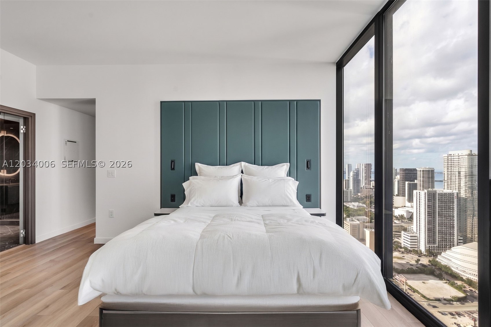 E11even Hotel and Residenc - Residential