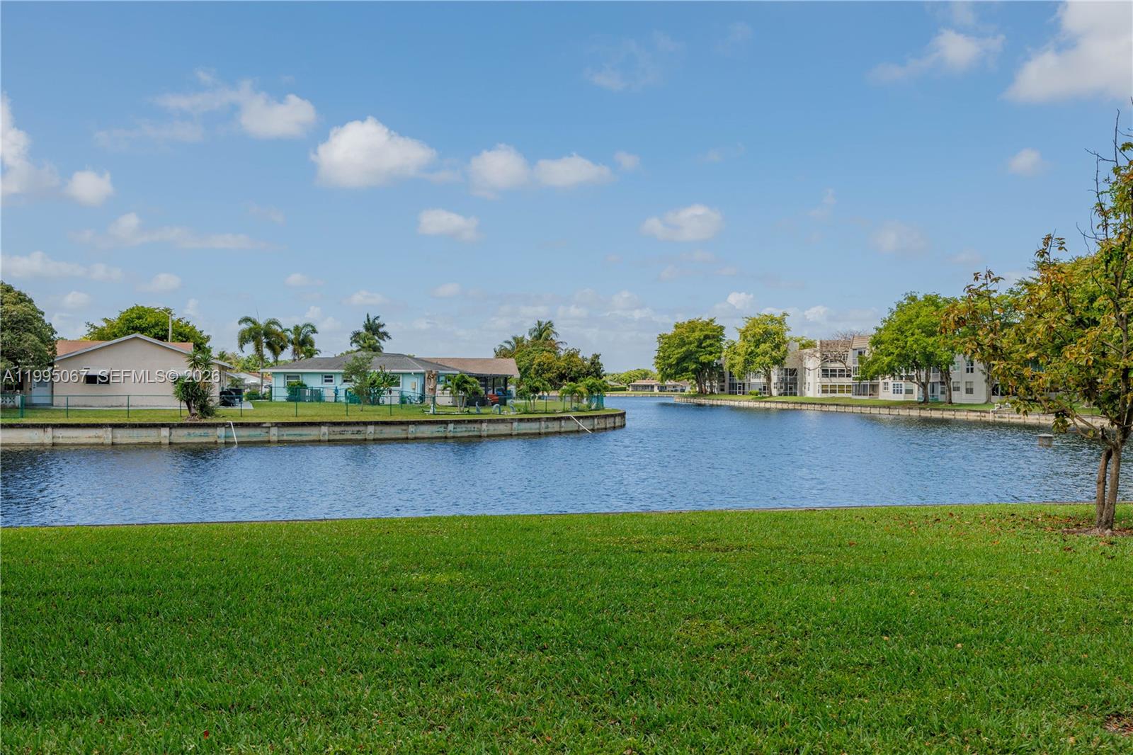 LIME BAY CONDOMINIUM 6 - Residential