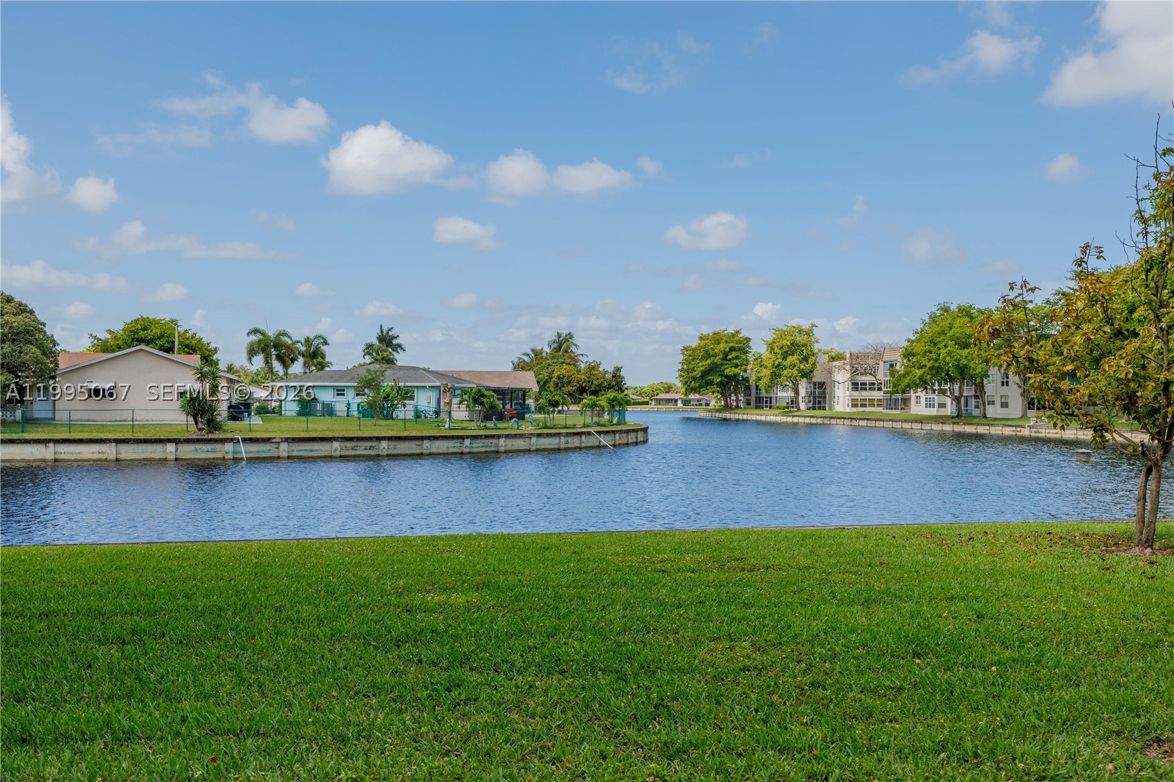 LIME BAY CONDOMINIUM 6 - Residential