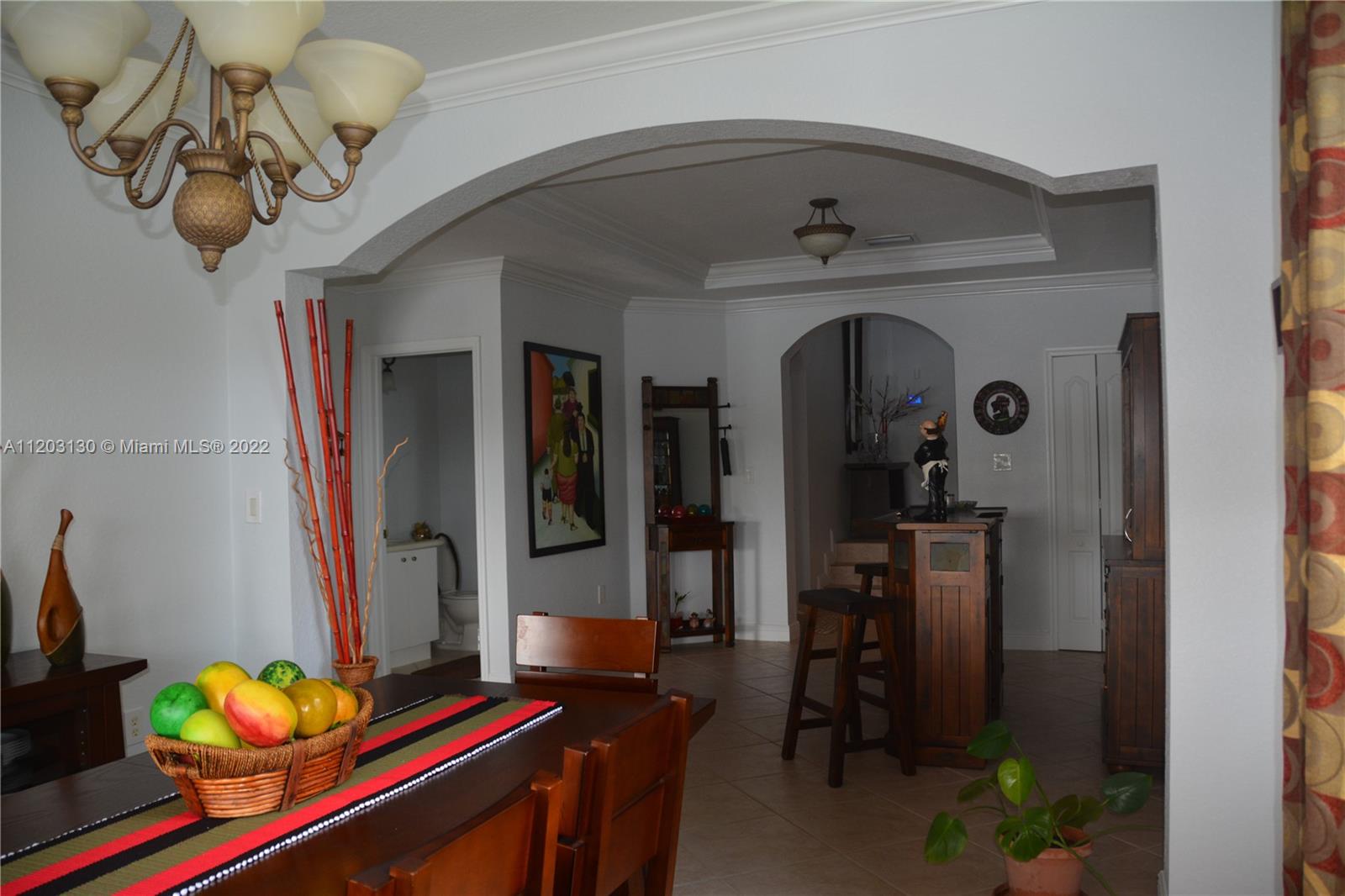EMERALD ISLES - Residential Lease