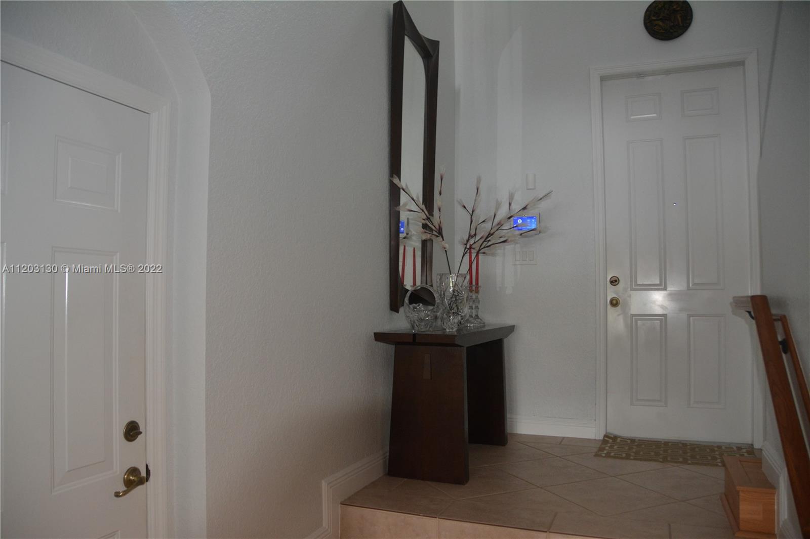 EMERALD ISLES - Residential Lease
