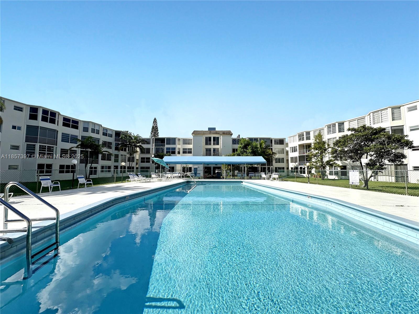 ROLLING GREEN CONDO A - Residential