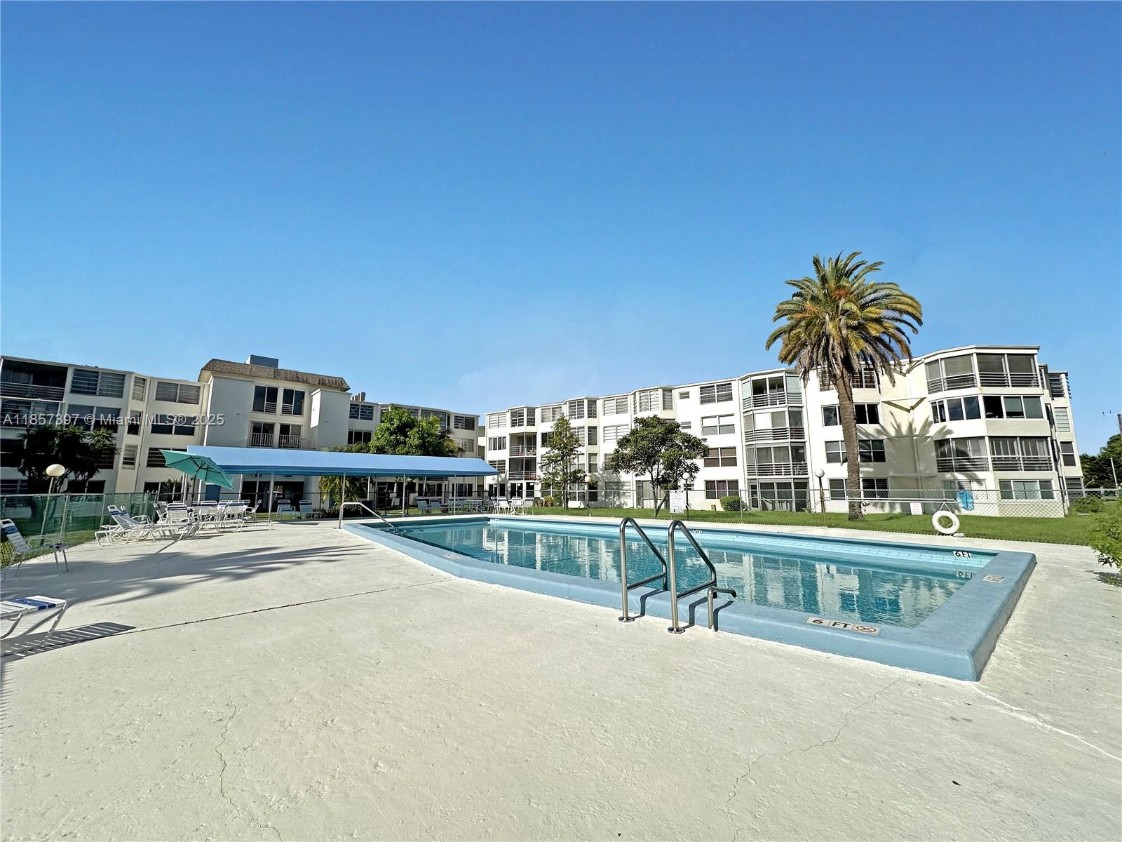 ROLLING GREEN CONDO A - Residential