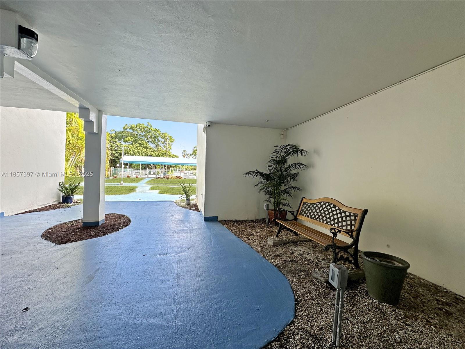 ROLLING GREEN CONDO A - Residential
