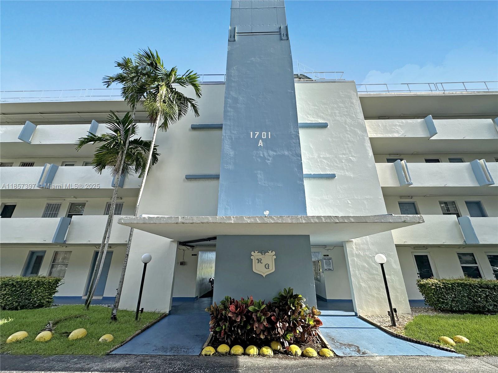ROLLING GREEN CONDO A - Residential