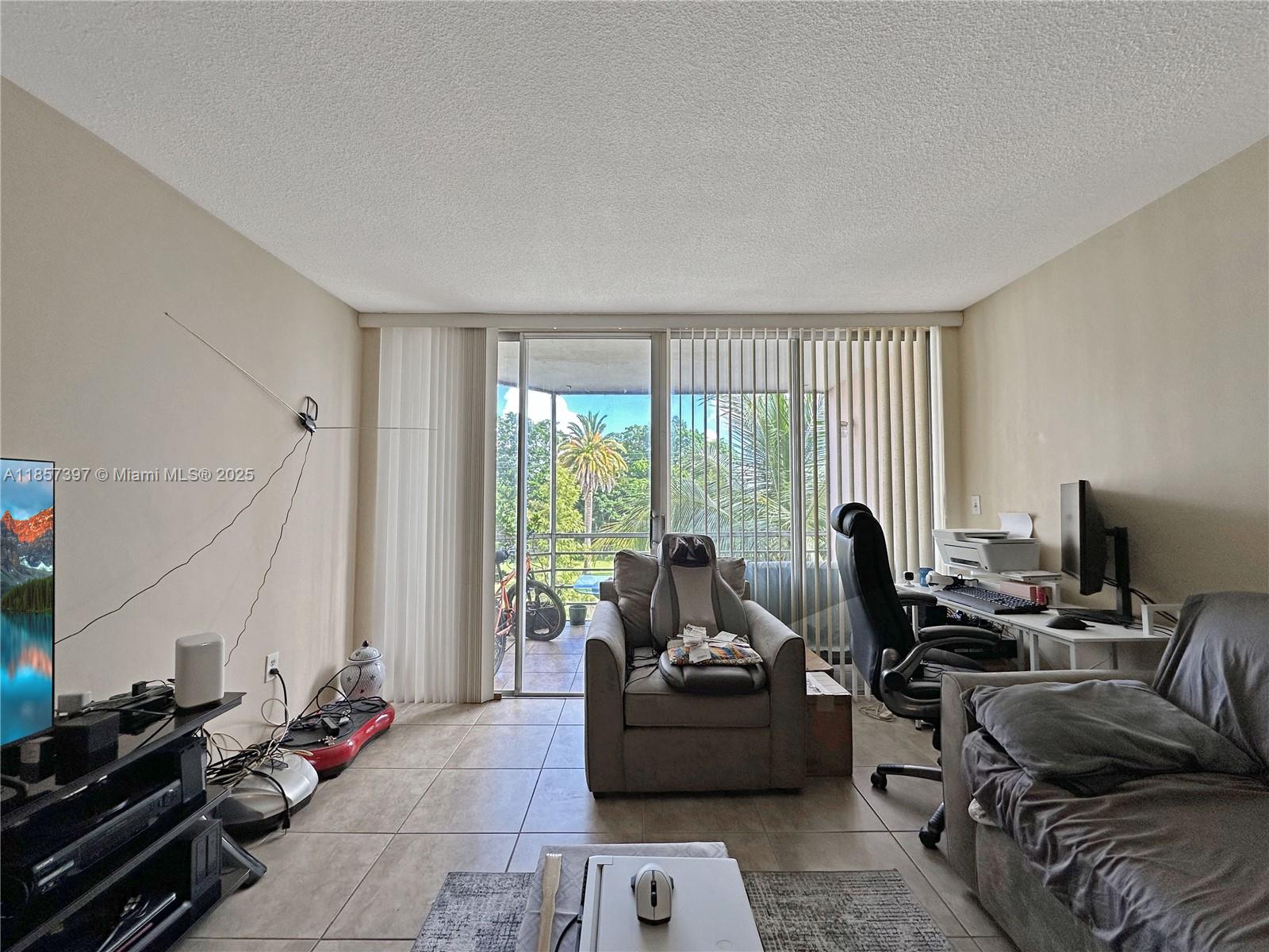 ROLLING GREEN CONDO A - Residential