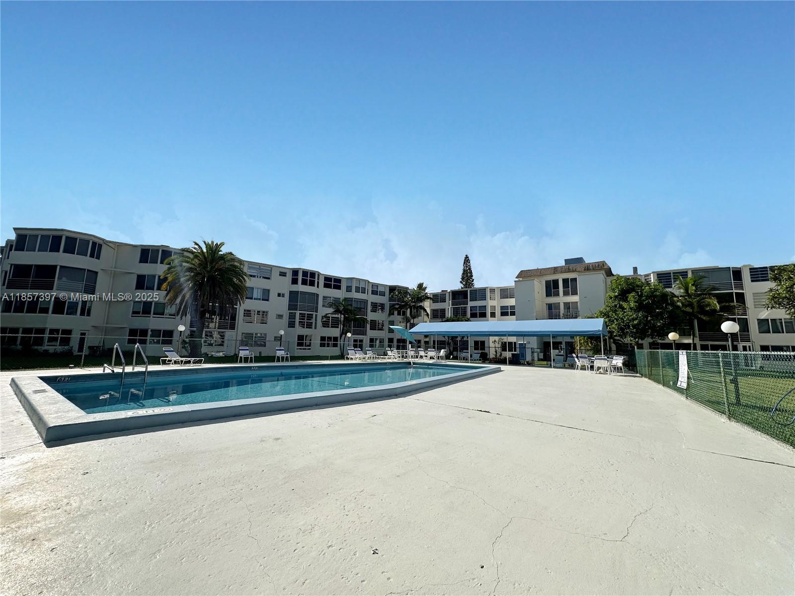 ROLLING GREEN CONDO A - Residential