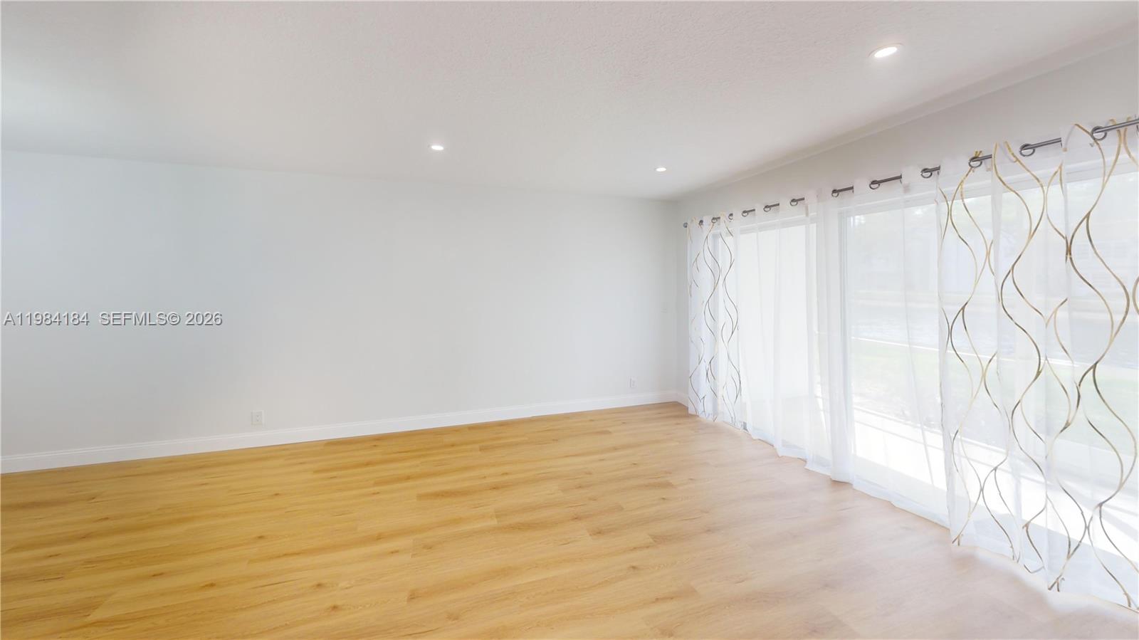 GREENS CONDO APTS PHASE I - Residential