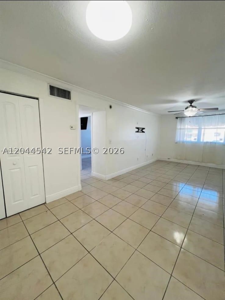 LAS ESTRELLAS CONDO - Residential