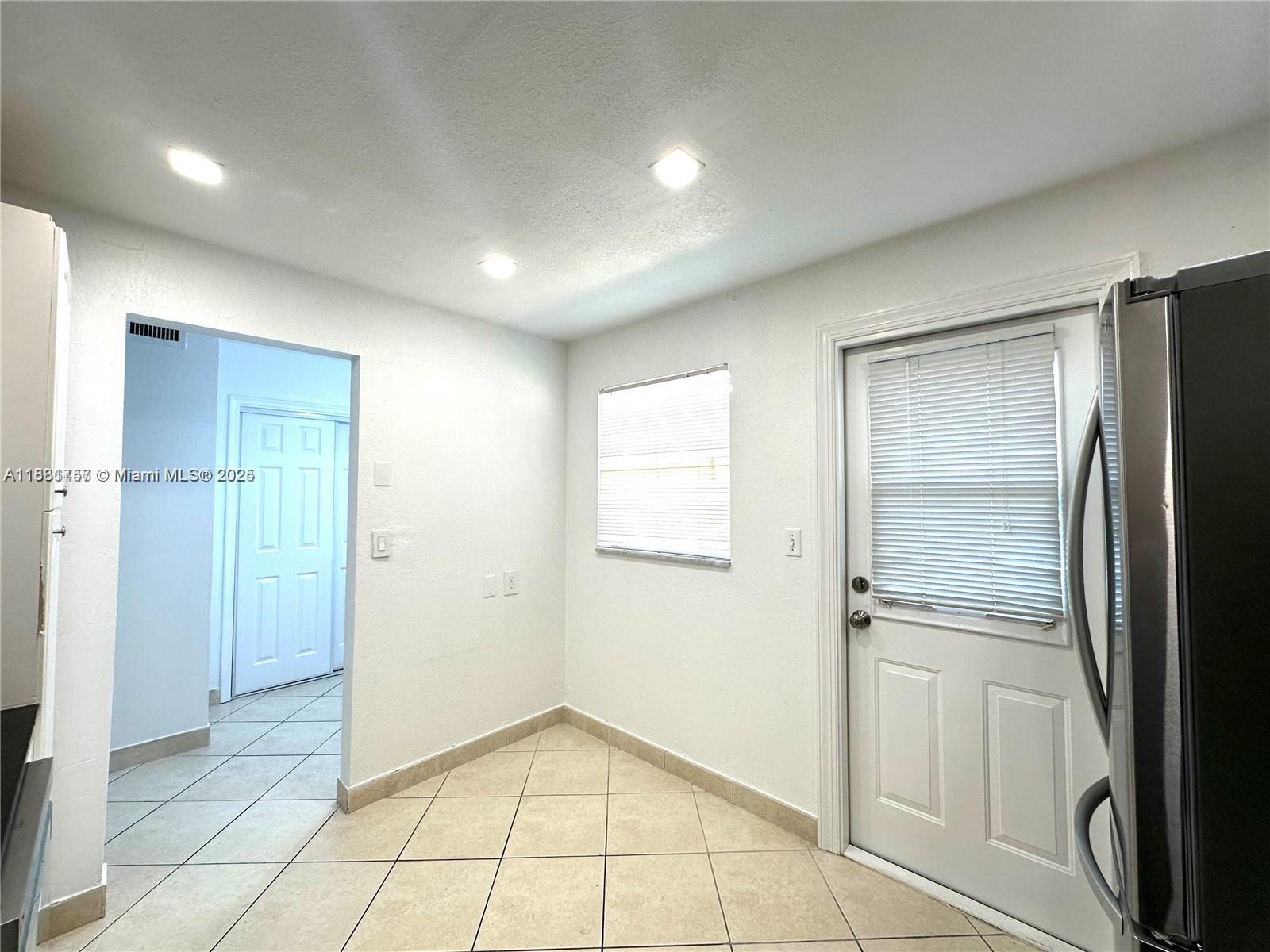 MEADOWBROOK TOWERS CONDO - Residential