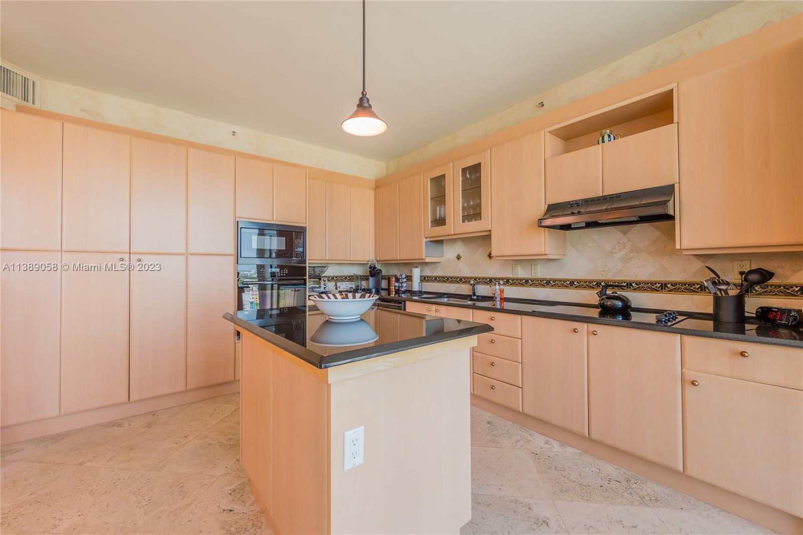 Portofino Tower - Residential Lease