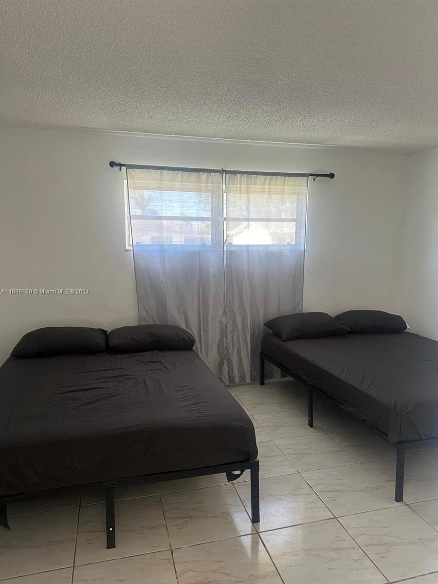 PARKSIDE TOWERS CONDO - Residential Lease