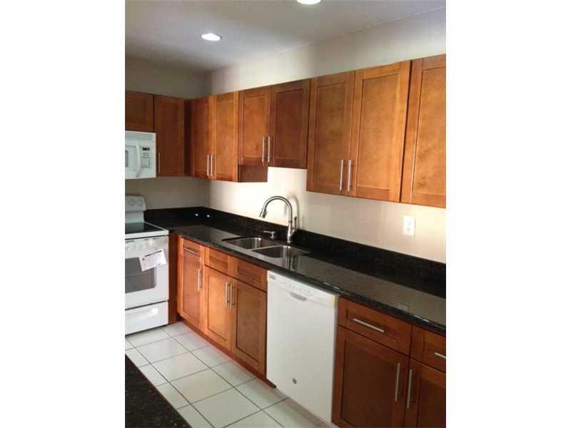 RESIDENCES AT THE FALLS - Residential Lease