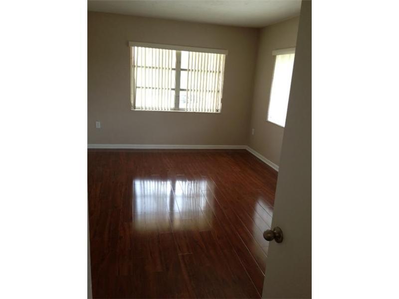 RESIDENCES AT THE FALLS - Residential Lease