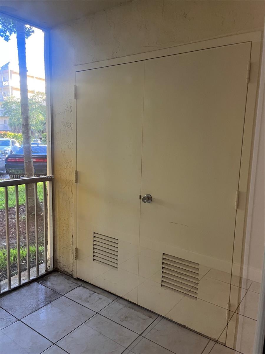 LAS VISTAS AT DORAL CONDO - Residential Lease