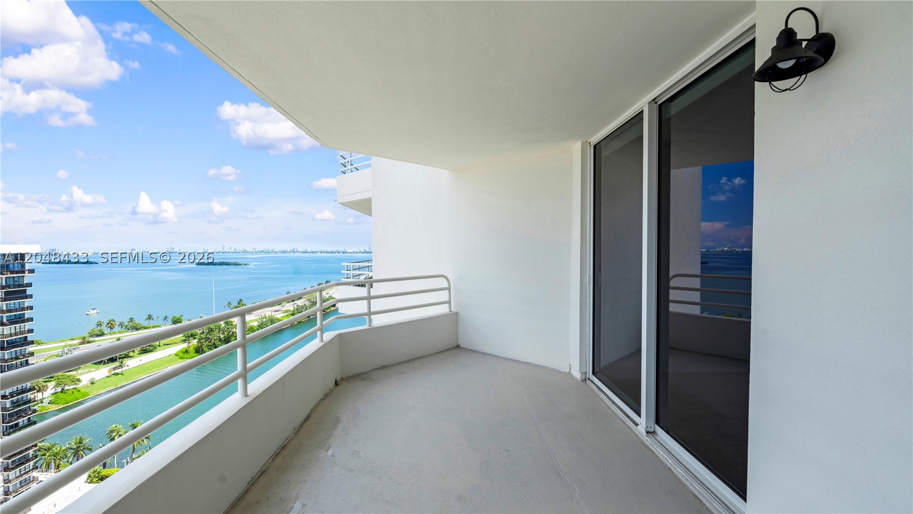 The Hamilton - Residential Lease