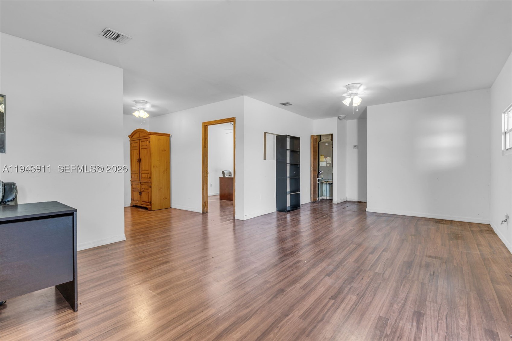 MULTI USE - Commercial Sale