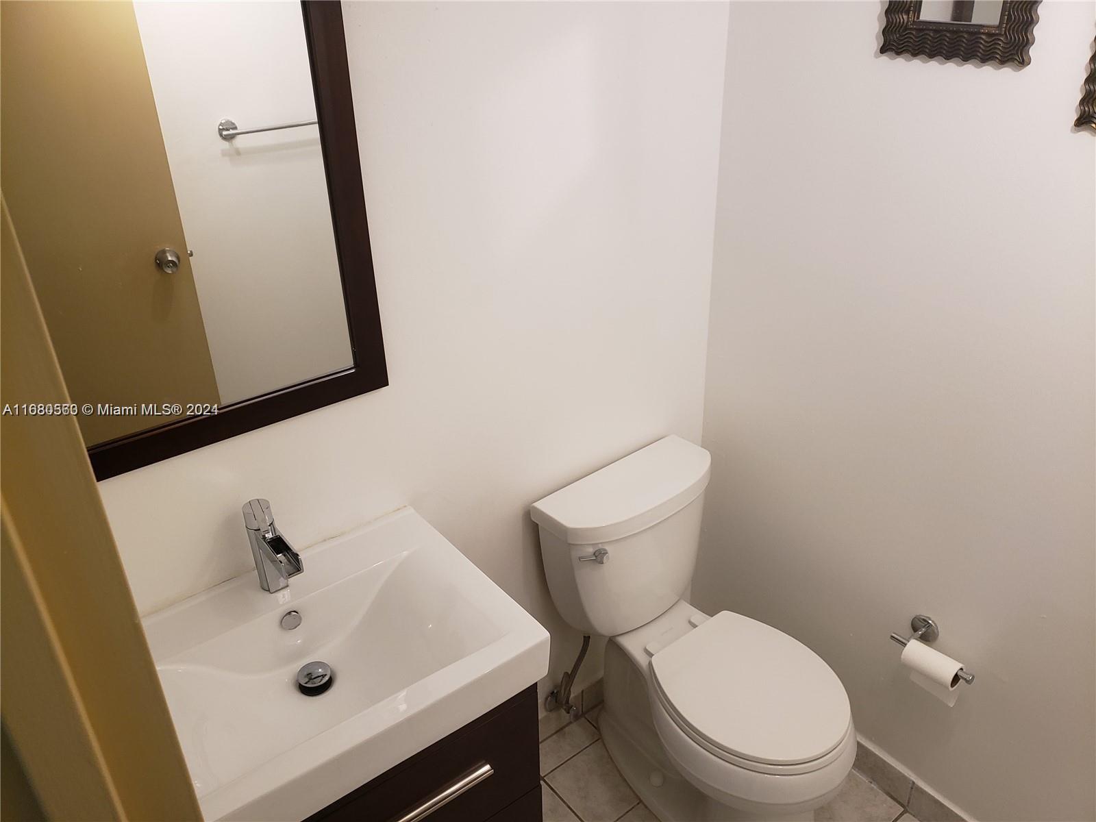 NAUTICO BAY CLUB CONDO - Residential Lease