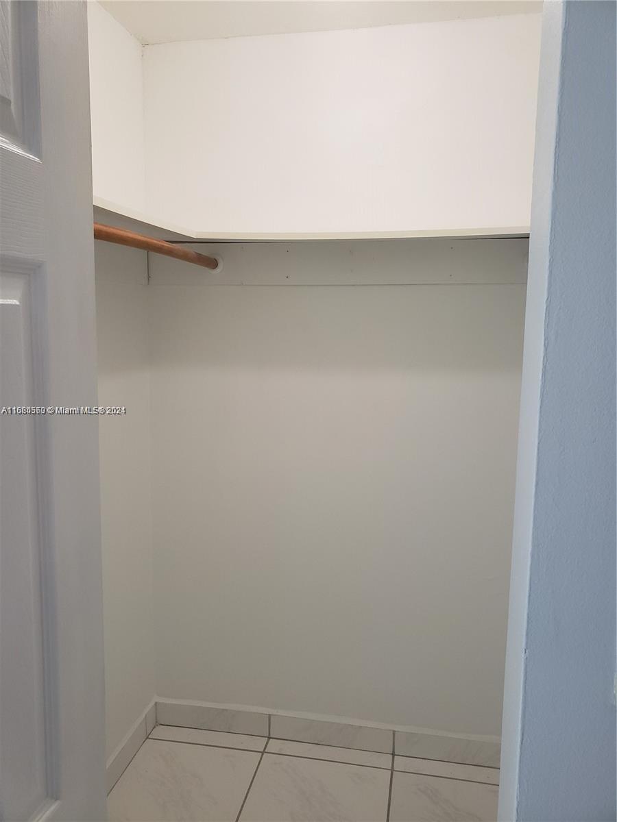 NAUTICO BAY CLUB CONDO - Residential Lease