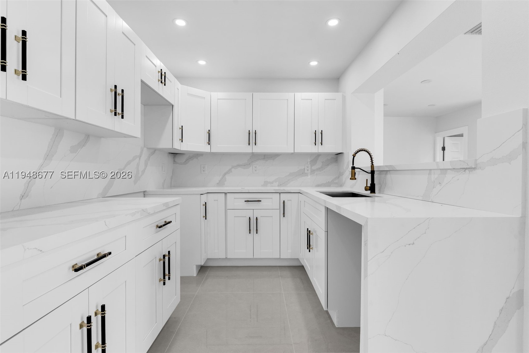 RICHMOND HEIGHTS - Residential