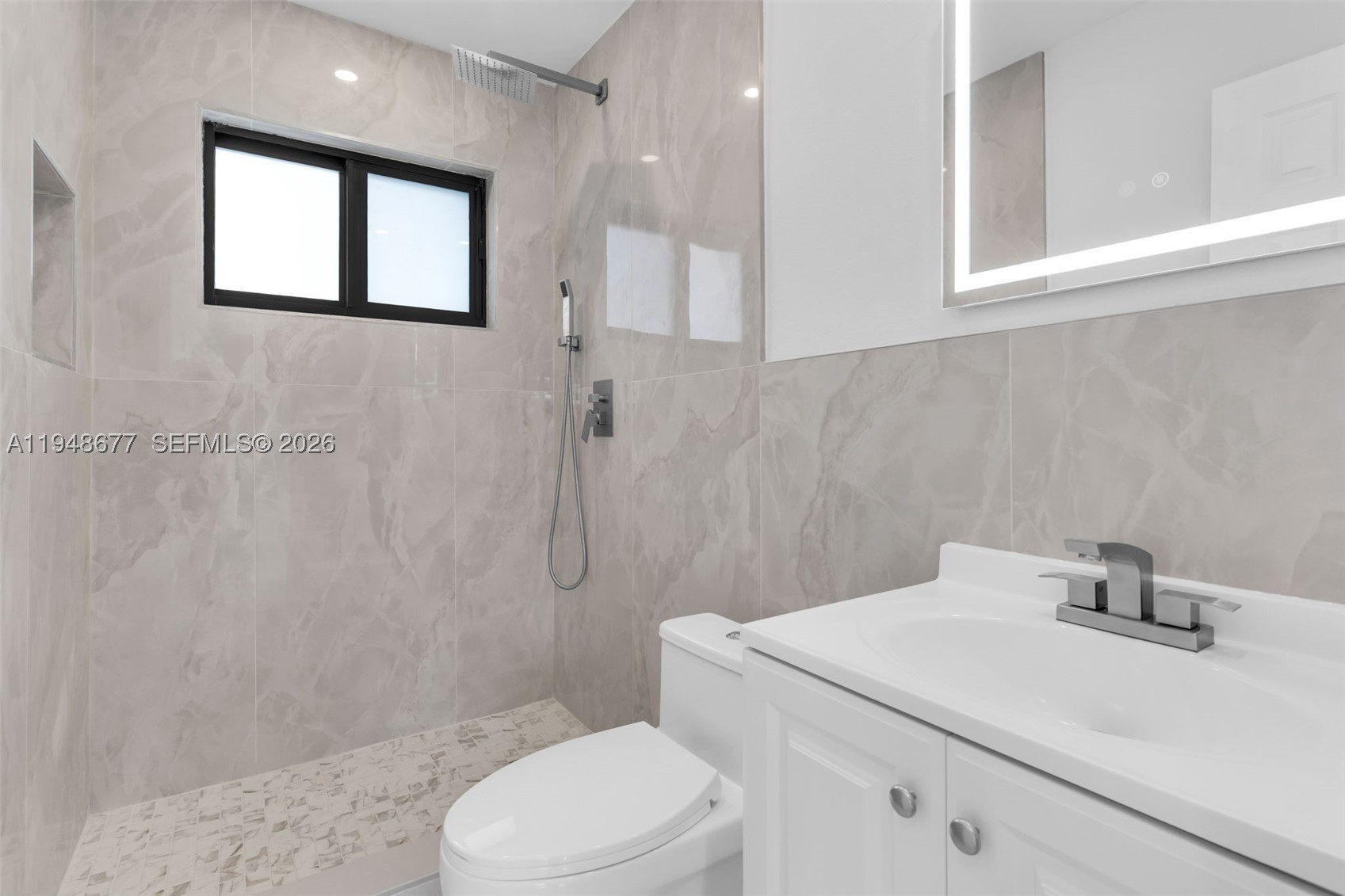 RICHMOND HEIGHTS - Residential