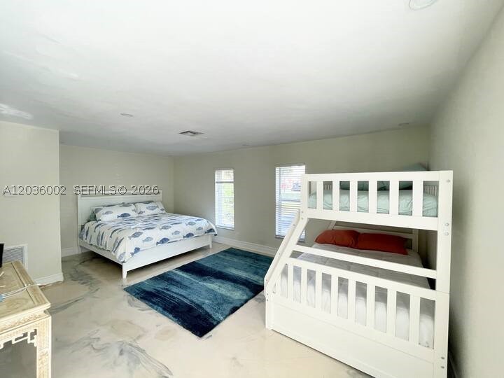 HOLLYWOOD HILLS - Residential Lease