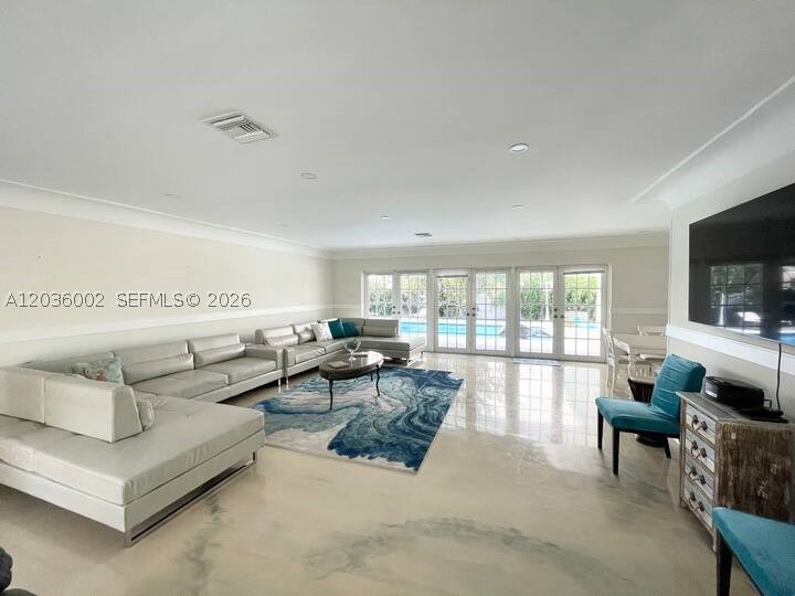HOLLYWOOD HILLS - Residential Lease