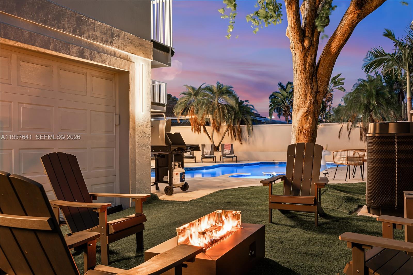 POMPANO SHORES - Residential