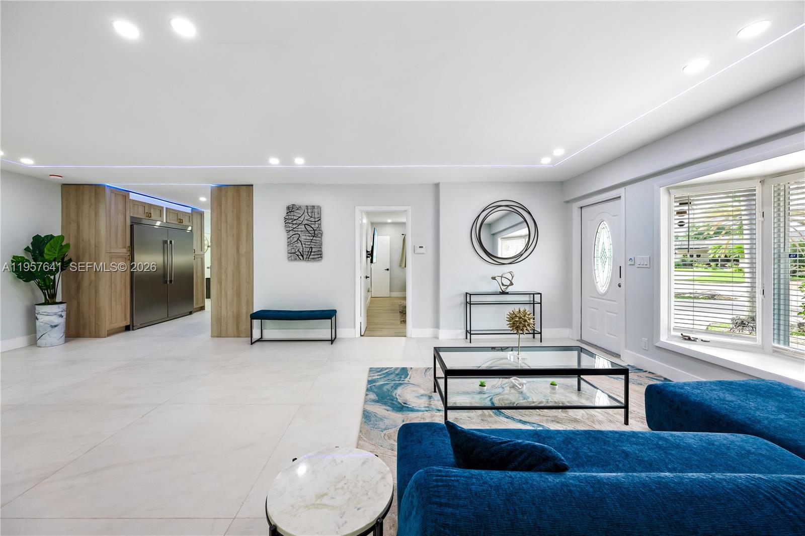 POMPANO SHORES - Residential