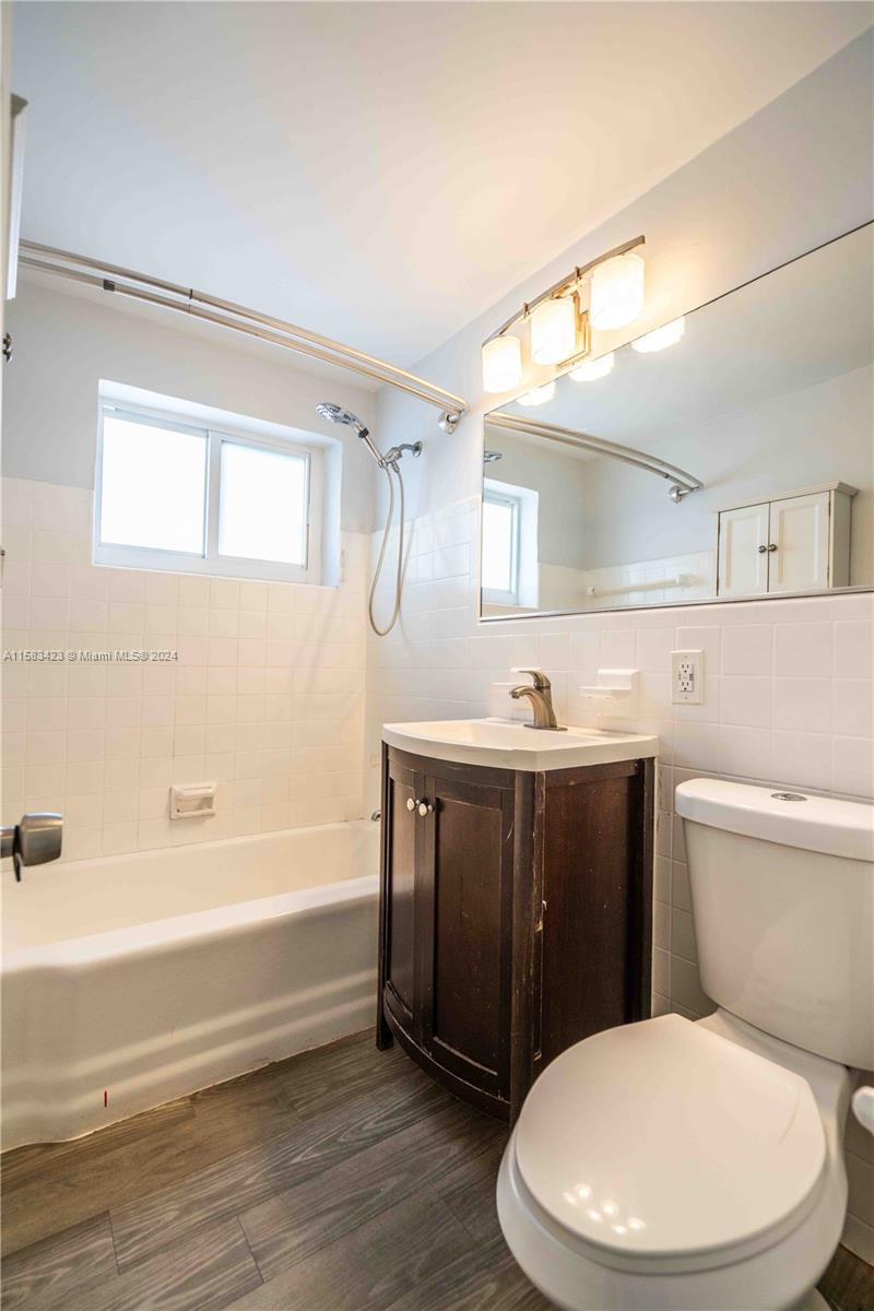 BEACH BAY SUB - Residential Lease