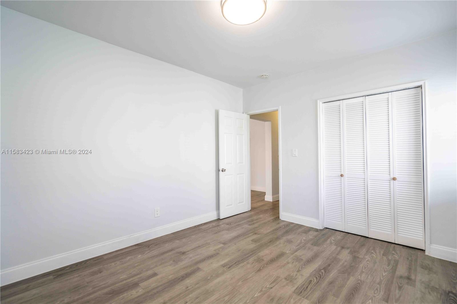 BEACH BAY SUB - Residential Lease
