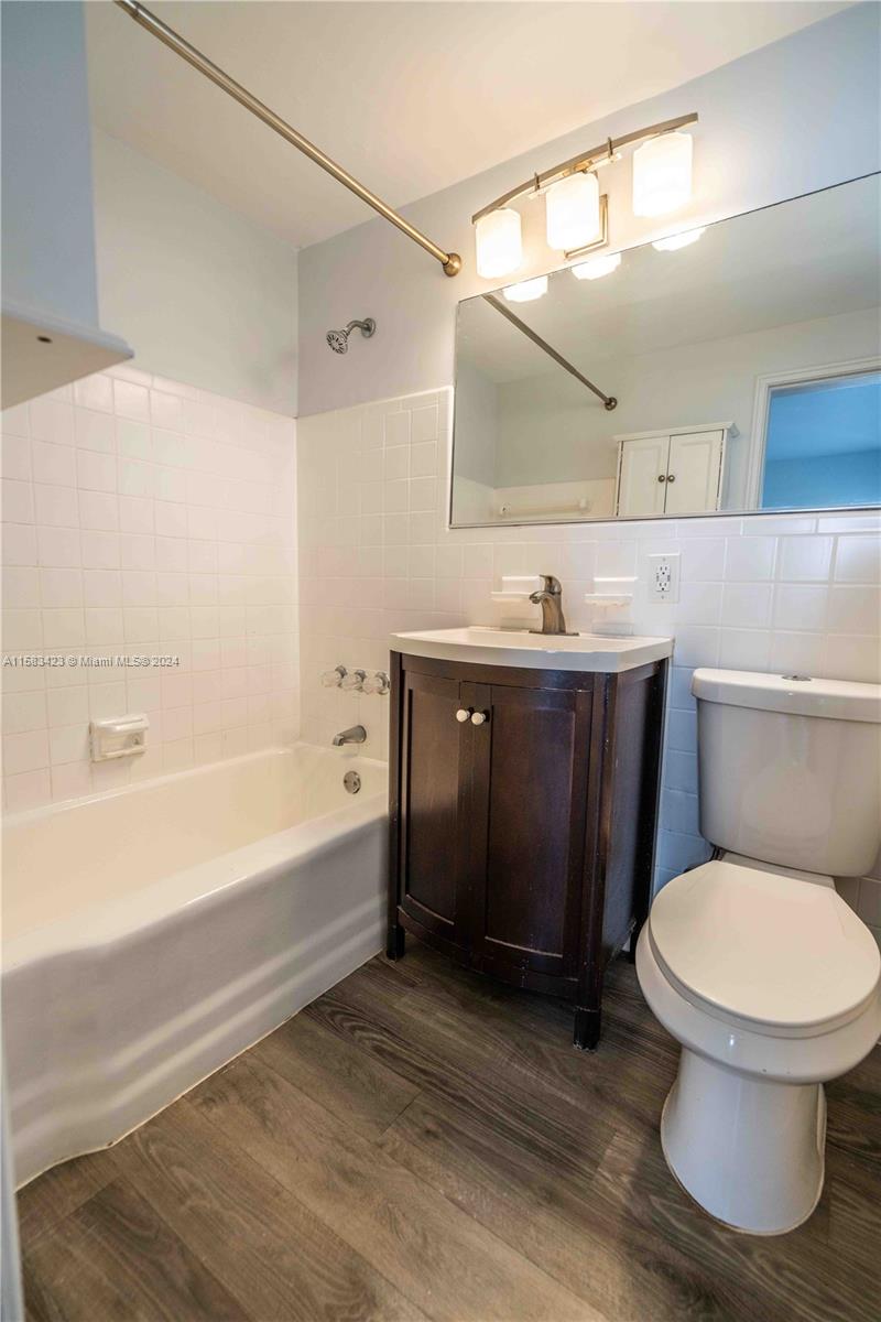 BEACH BAY SUB - Residential Lease