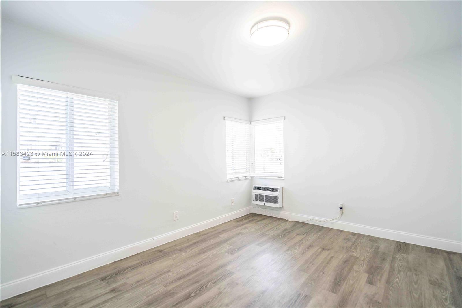 BEACH BAY SUB - Residential Lease